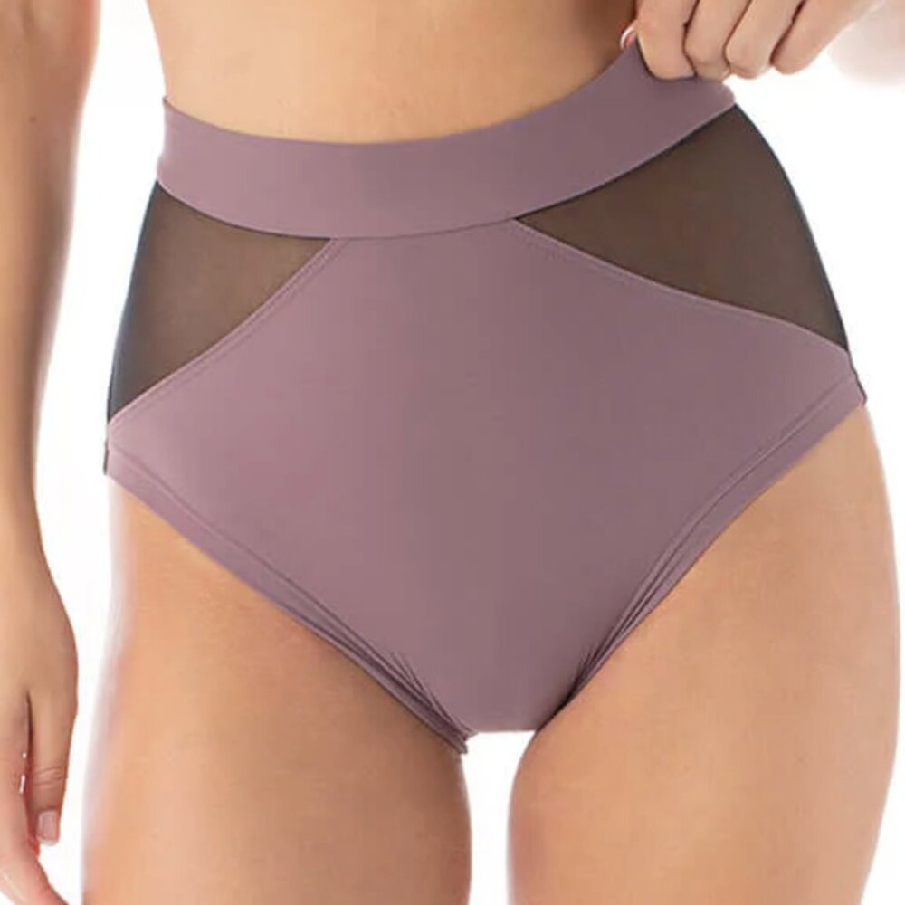 Like New Dragonfly Mesh Pole Shorts - Lilac, Size S